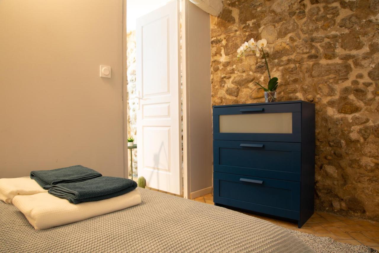 Petit Studio Secret - Coeur De Provence - 4 Personnes Volx 외부 사진